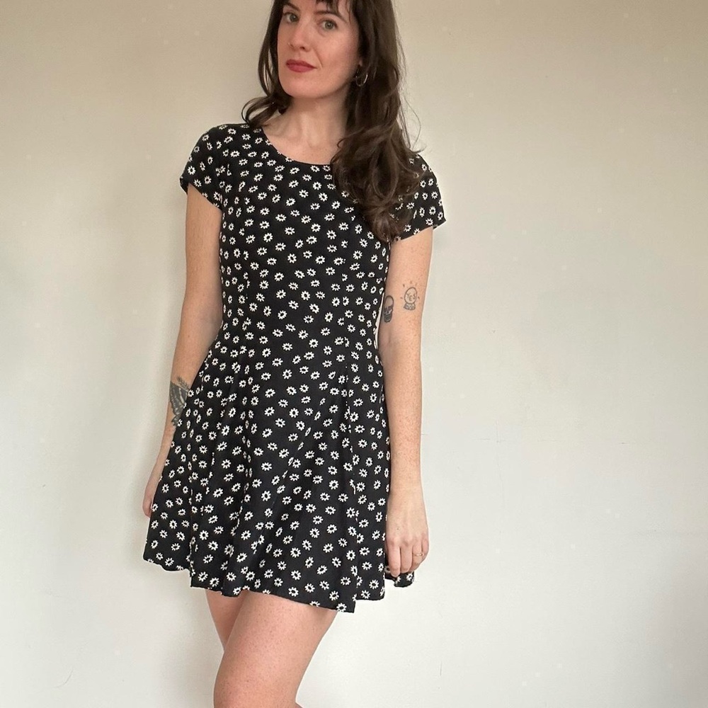 Vintage 90s GAP mini ditsy floral dress.
